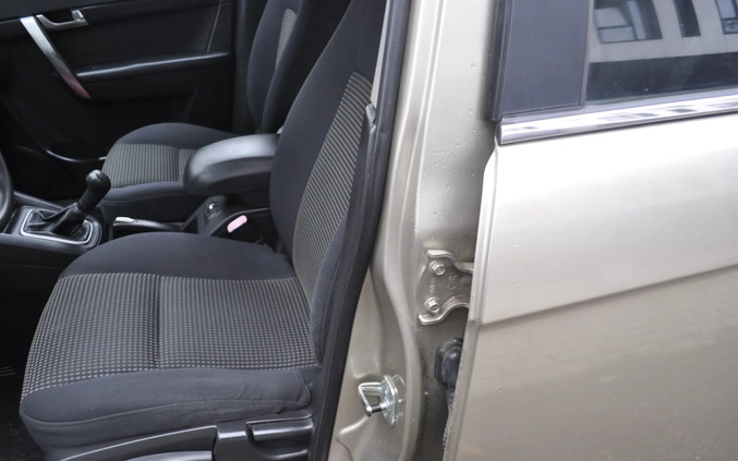 Chevrolet Captiva cena 21900 przebieg: 100000, rok produkcji 2008 z Wołów małe 92